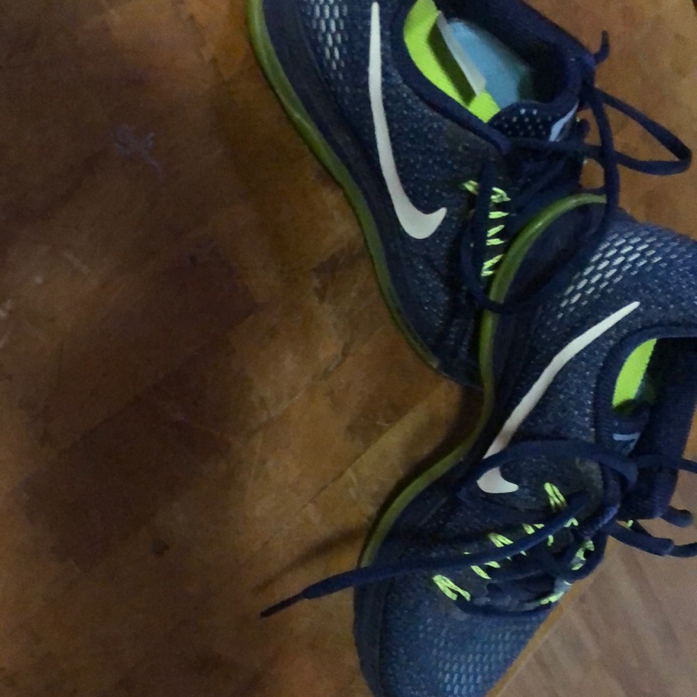 Women’s size 6.5 Nike Zooms
